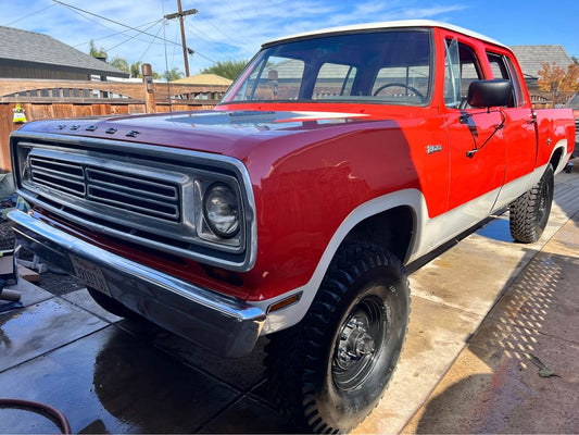 1973 Dodge W200 Power Wagon