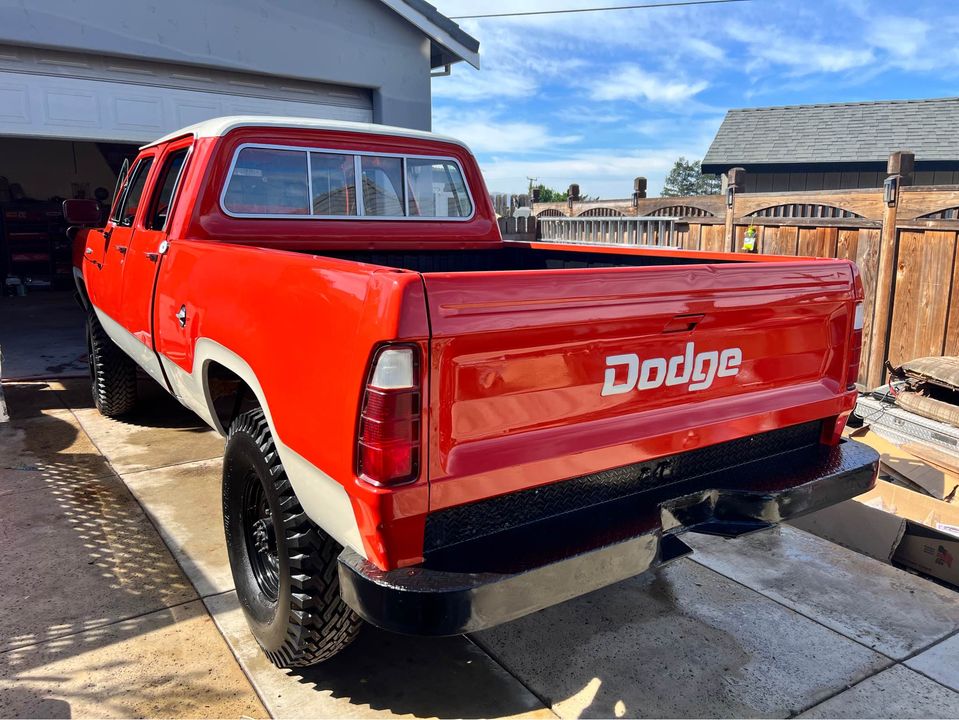 1973 Dodge W200 Power Wagon