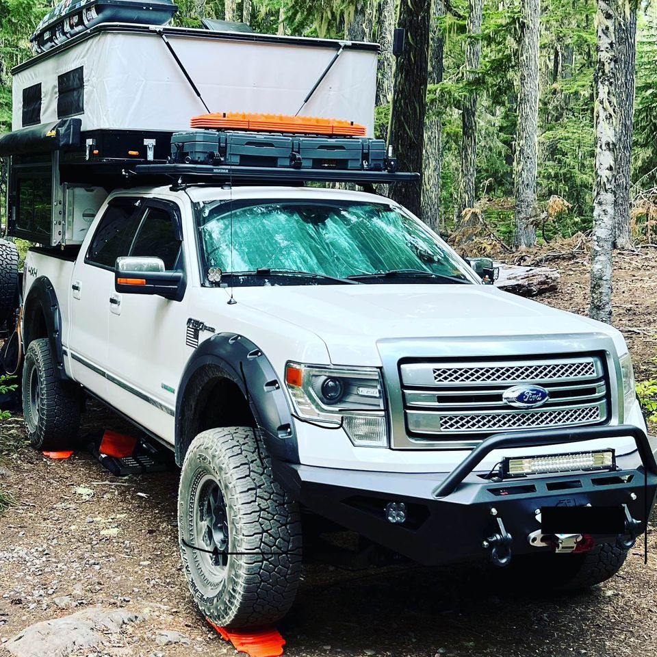 2013 Ford F150 SuperCrew Cab Platinum Pickup, Camper
