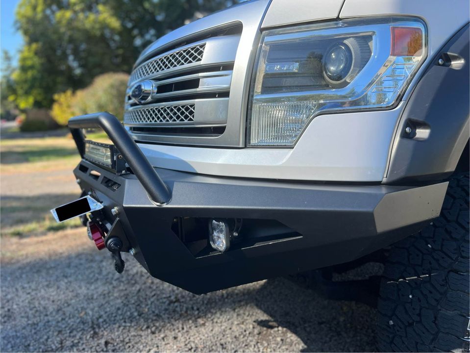 2013 Ford F150 SuperCrew Cab Platinum Pickup, Camper