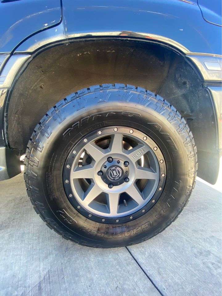 2000 Toyota Land Cruiser 100 Series