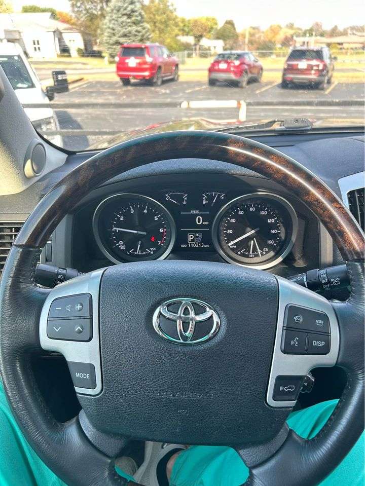 2015 Toyota Land Cruiser 200 Series