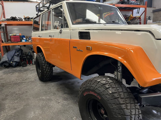 1970 Toyota Land Cruiser FJ55 (Restomod)