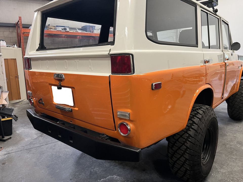 1970 Toyota Land Cruiser FJ55 (Restomod)