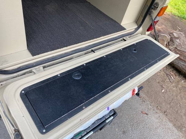 1990 Toyota FJ62 Land Cruiser
