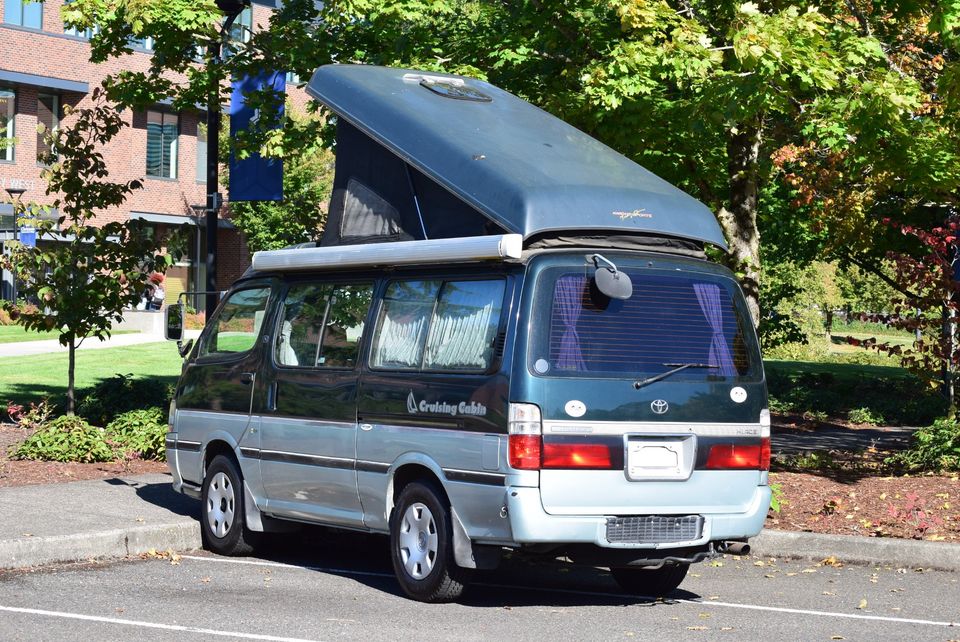 1996 Toyota HiAce Cruising Cabin Pop Top Camper (RHD)
