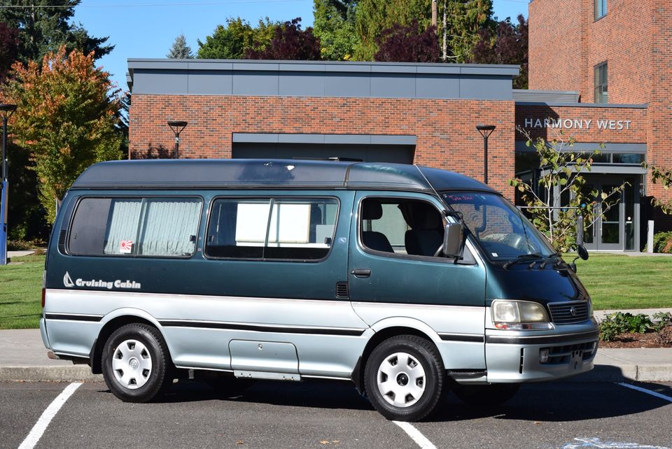 1996 Toyota HiAce Cruising Cabin Pop Top Camper (RHD)
