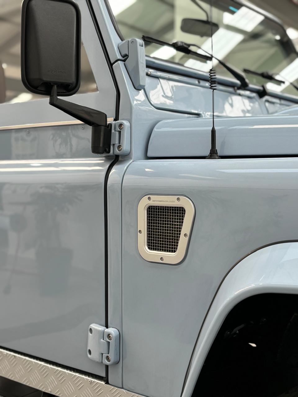 1999 Land Rover Defender