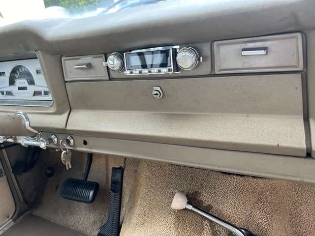 1971 Jeep Wagoneer (Survivor)