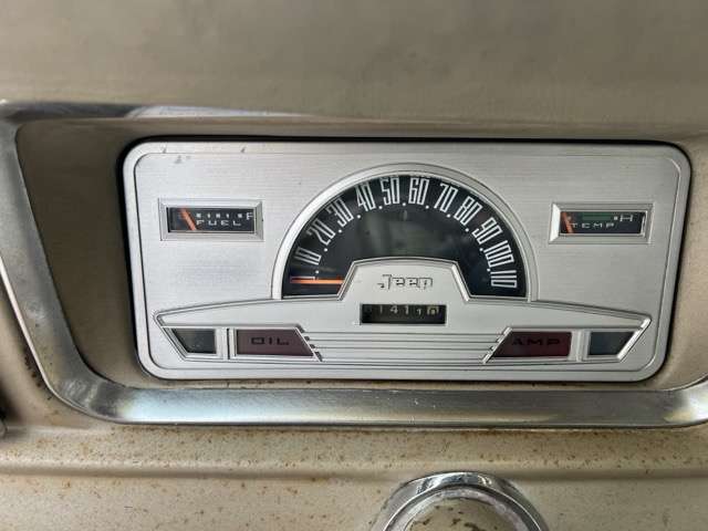 1971 Jeep Wagoneer (Survivor)
