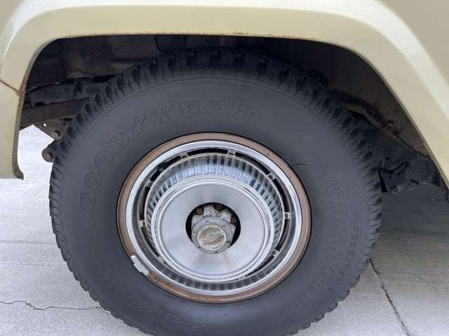 1971 Jeep Wagoneer (Survivor)