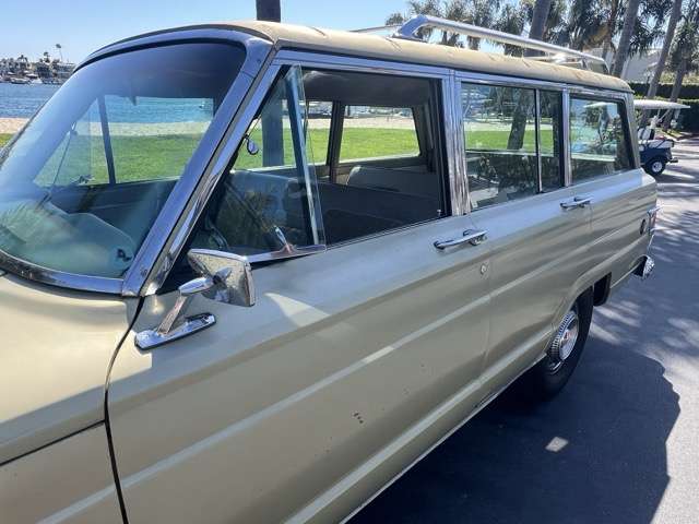 1971 Jeep Wagoneer (Survivor)