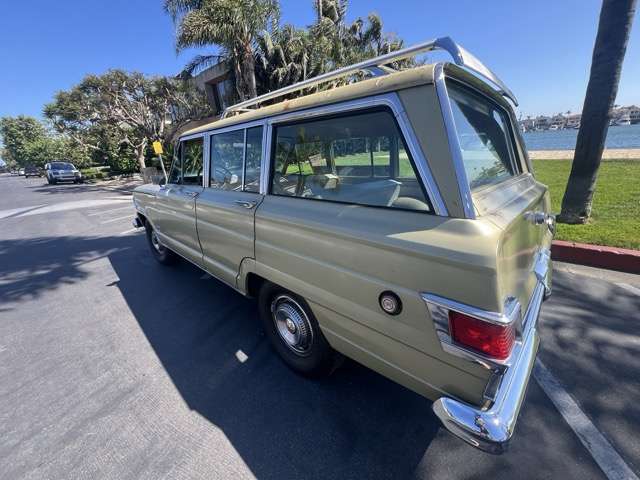 1971 Jeep Wagoneer (Survivor)