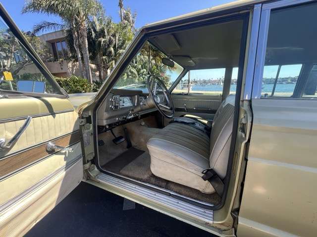 1971 Jeep Wagoneer (Survivor)