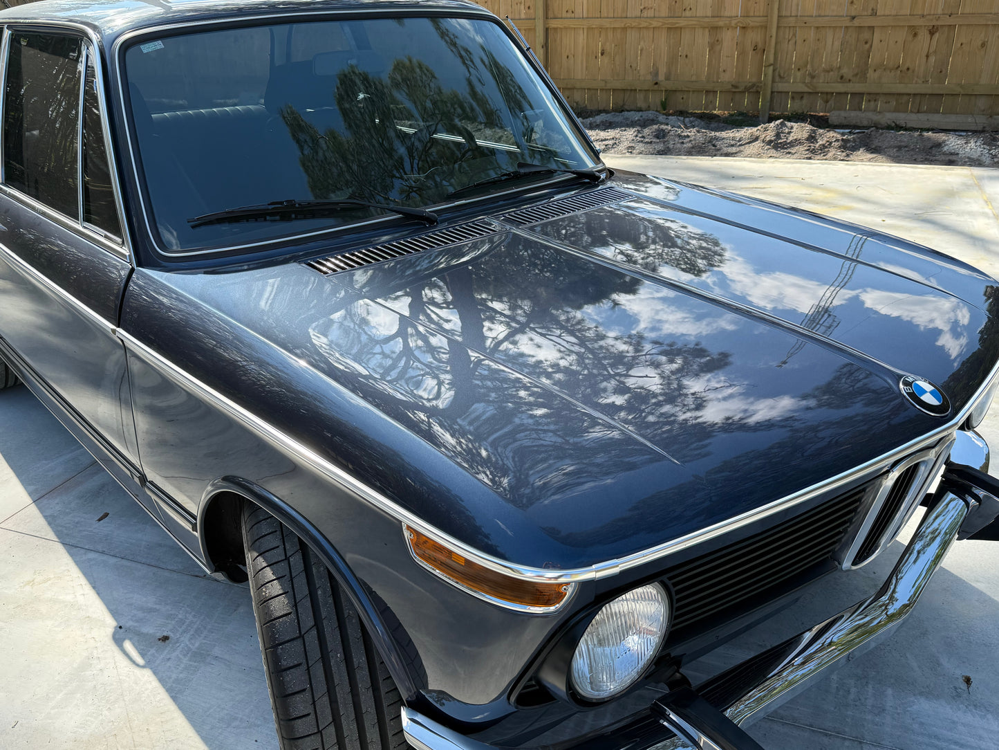 1975 BMW 2002