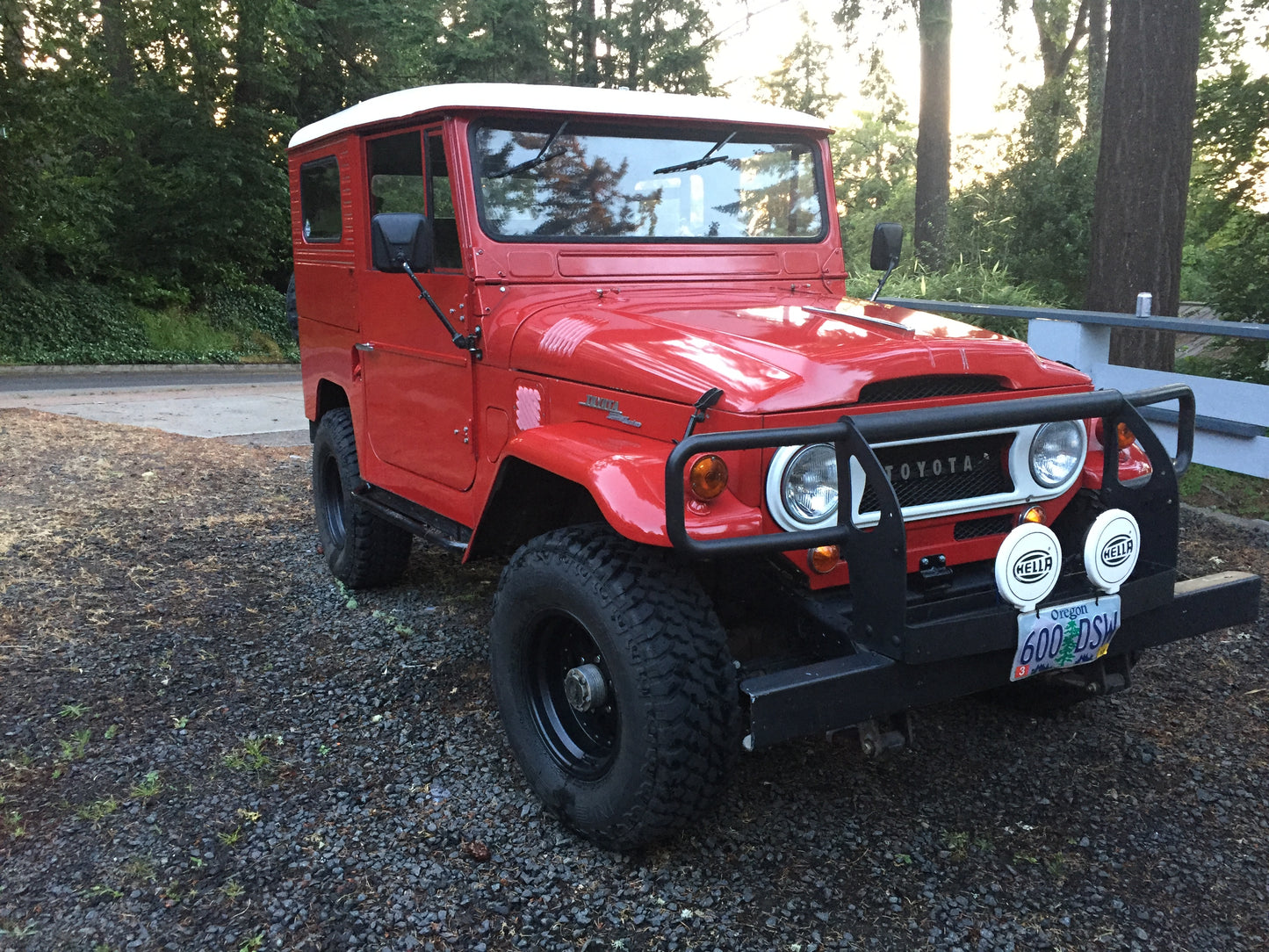 1965 Toyota FJ40 Land Cruiser V8