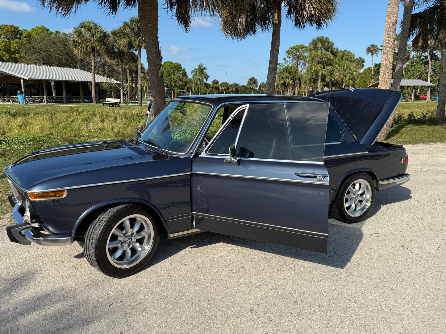 1975 BMW 2002