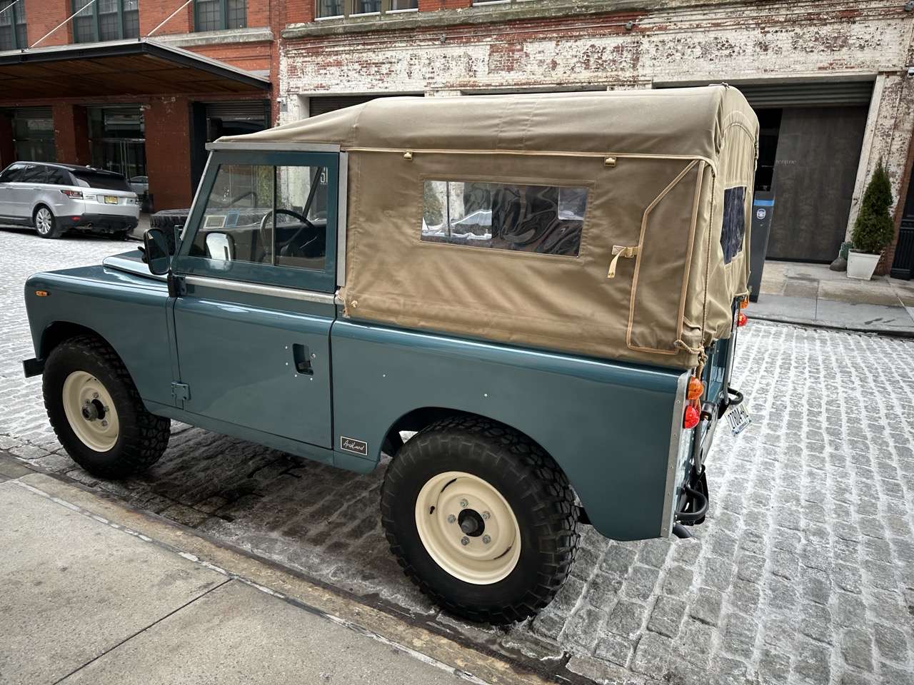 1983 Land Rover Series III 88 Diesel LHD