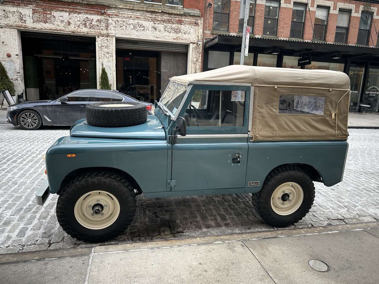 1983 Land Rover Series III 88 Diesel LHD