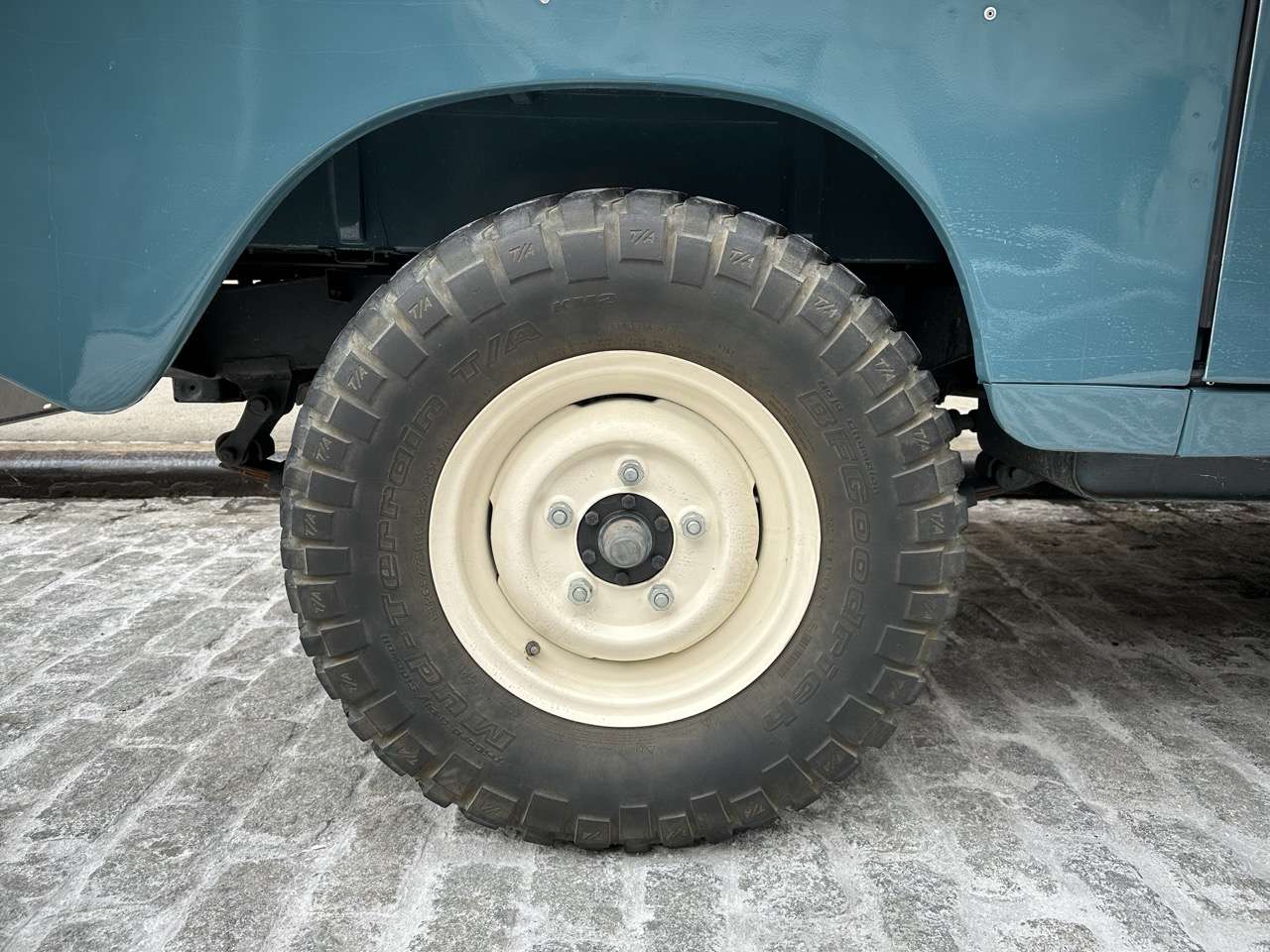 1983 Land Rover Series III 88 Diesel LHD
