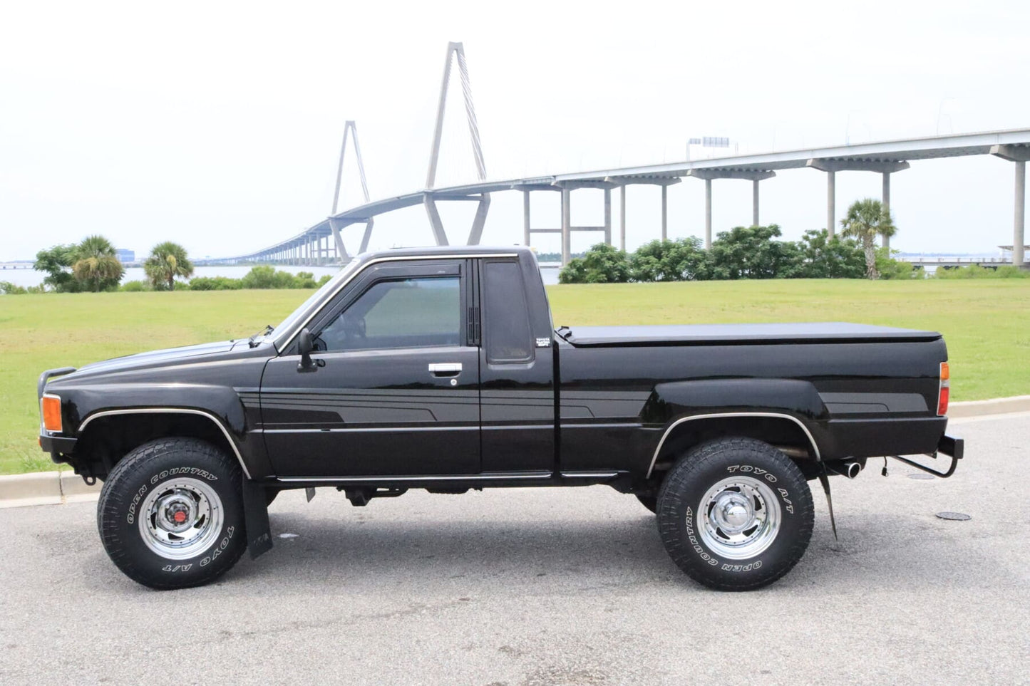 1986 Toyota Pickup SR5
