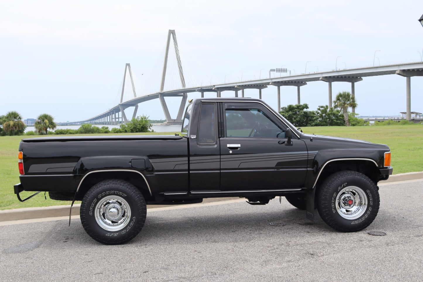 1986 Toyota Pickup SR5