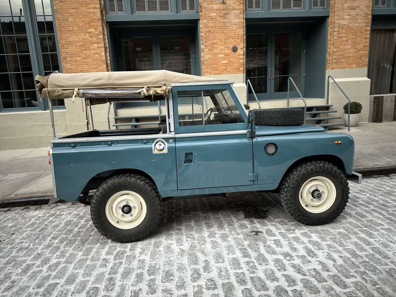 1983 Land Rover Series III 88 Diesel LHD