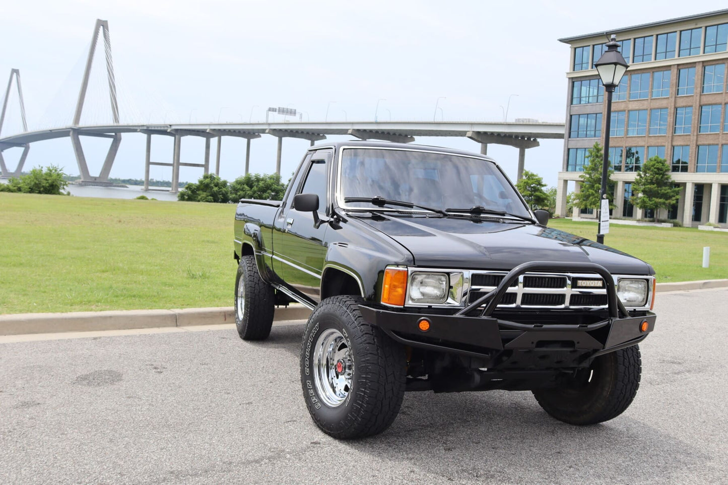1986 Toyota Pickup SR5
