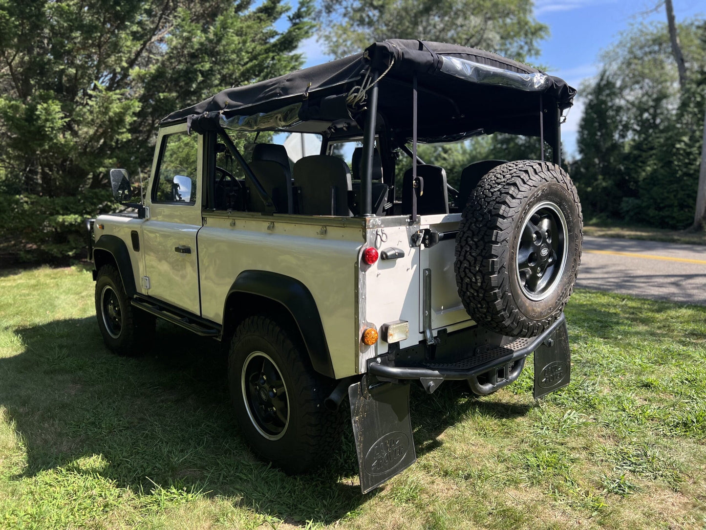1990 Land Rover Defender 90 LHD