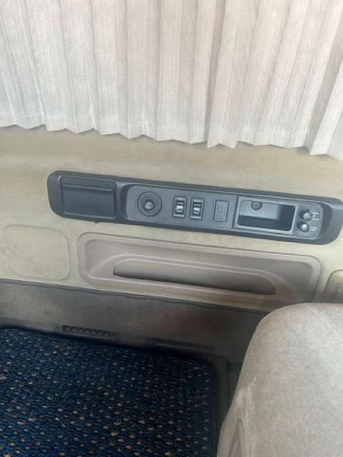 1995 Nissan Caravan Royal - JDM RHD