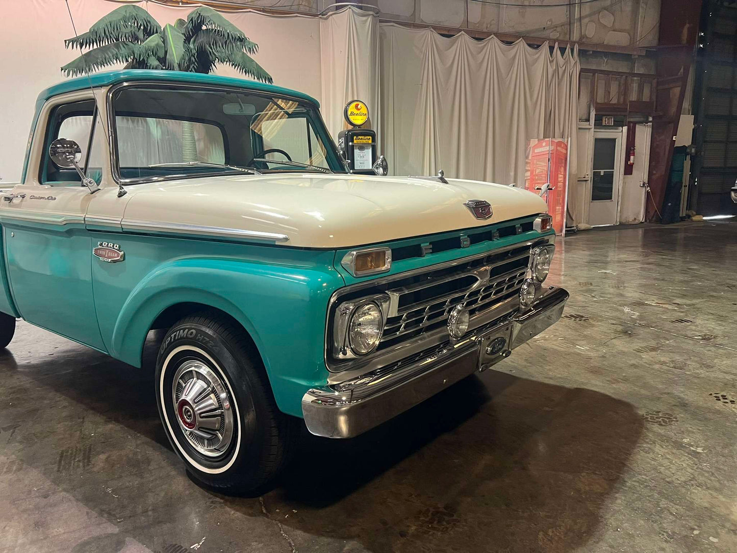1965 Ford F100