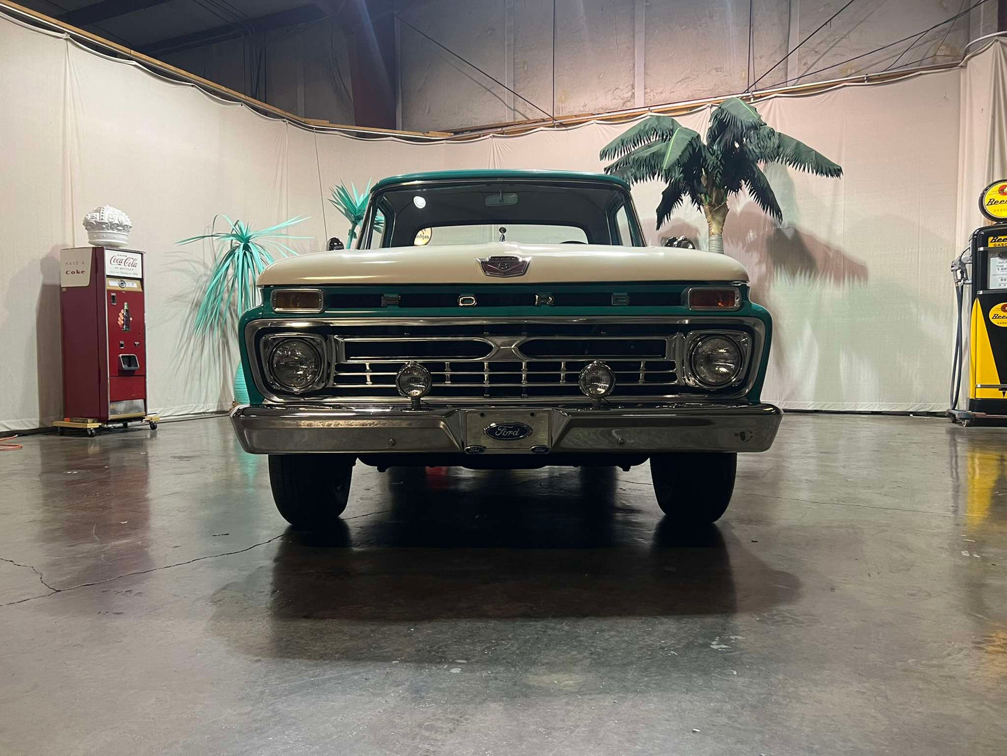 1965 Ford F100