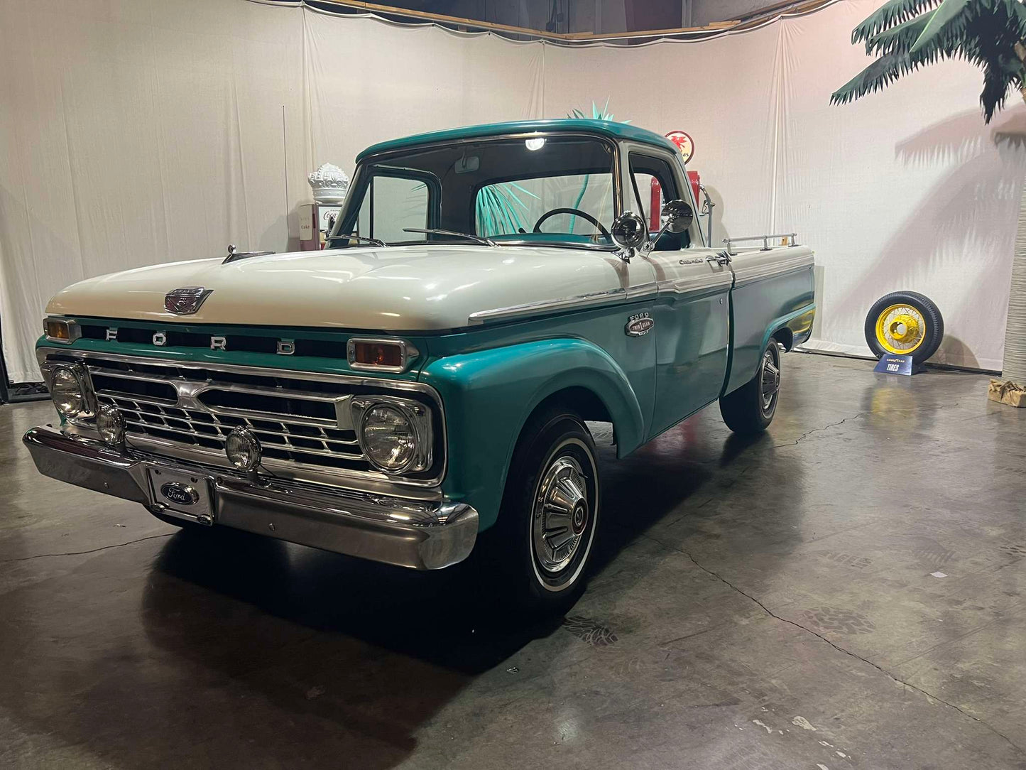 1965 Ford F100