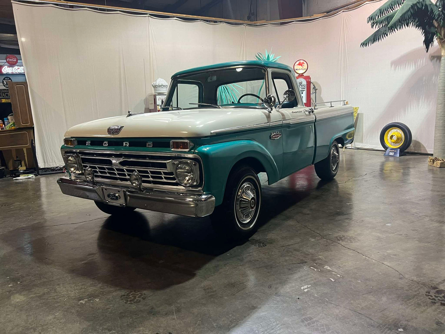 1965 Ford F100