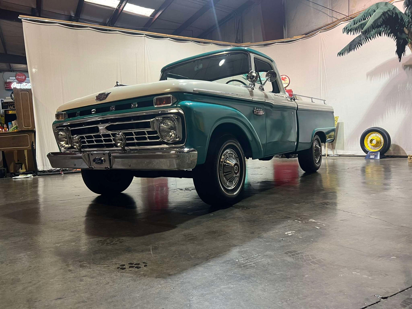1965 Ford F100