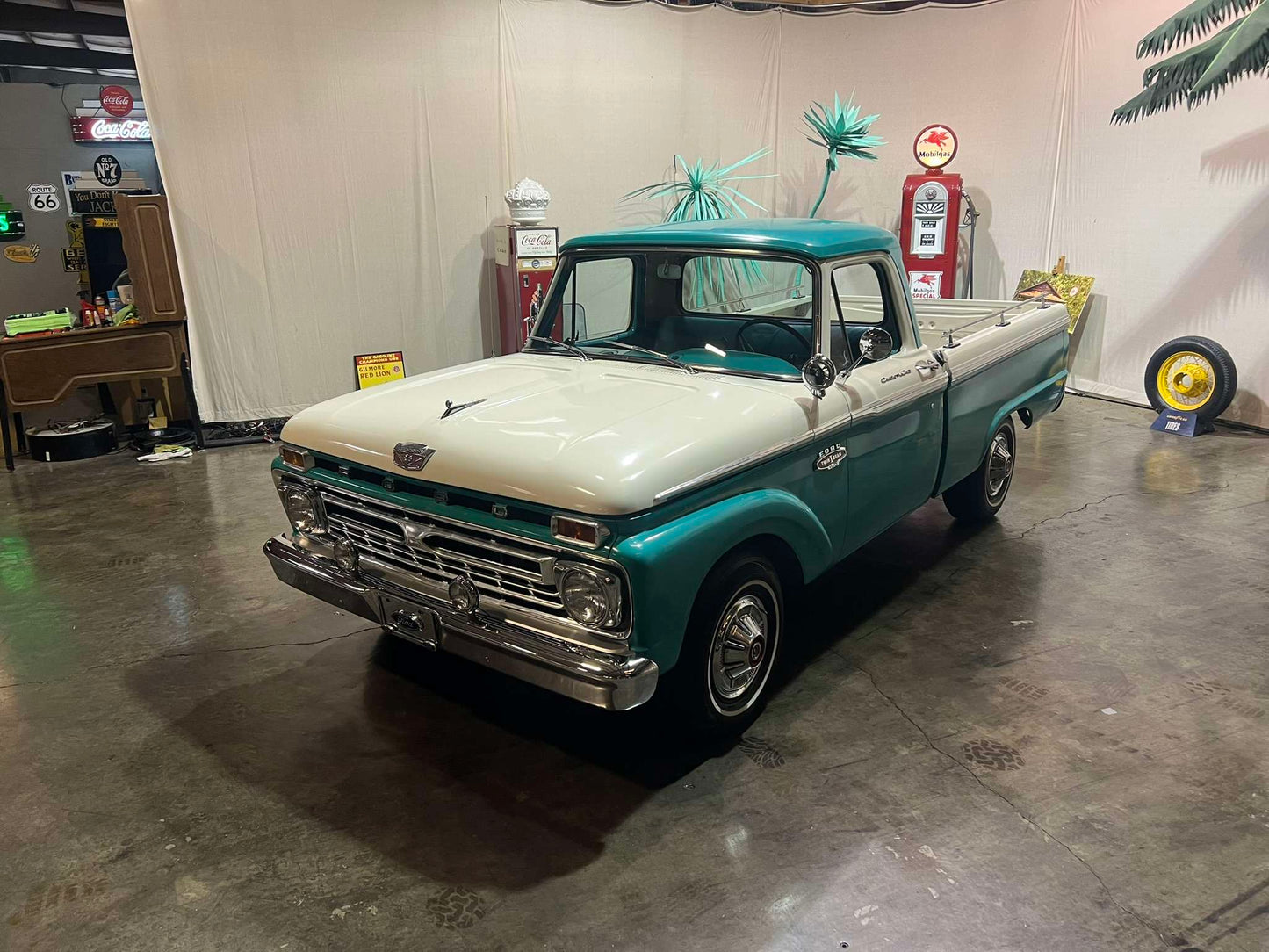 1965 Ford F100