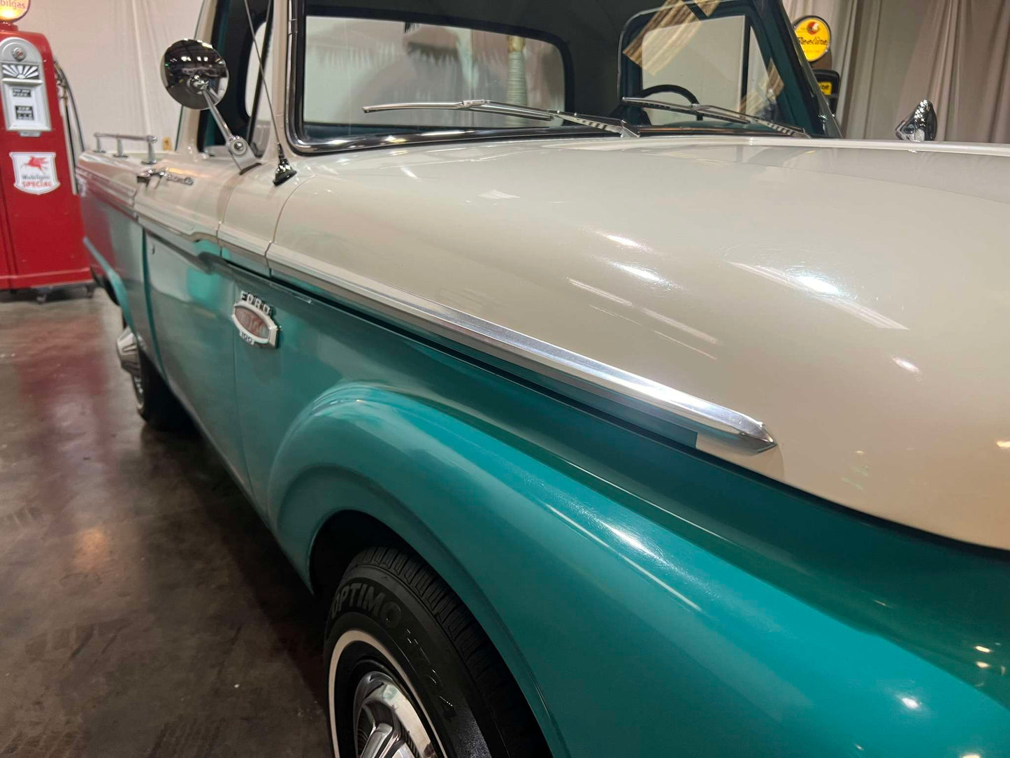 1965 Ford F100