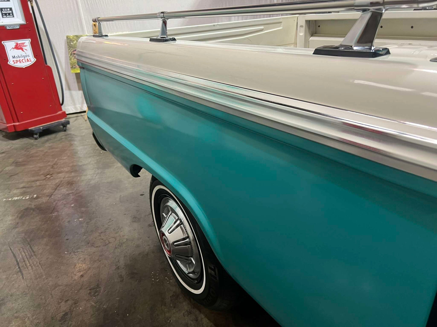 1965 Ford F100