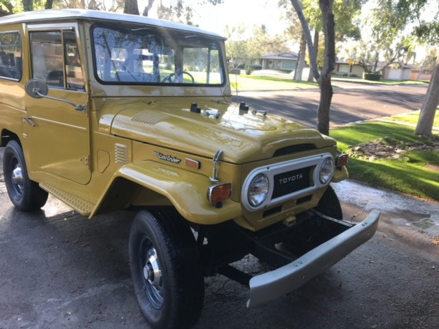1974 Toyota FJ40 Land Cruiser