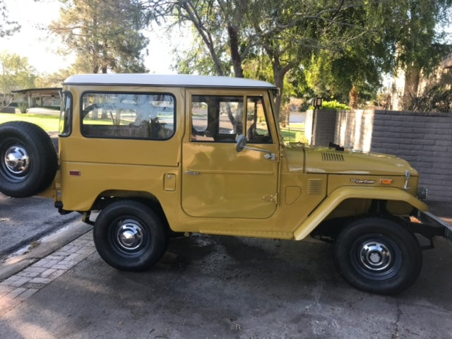 1974 Toyota FJ40 Land Cruiser