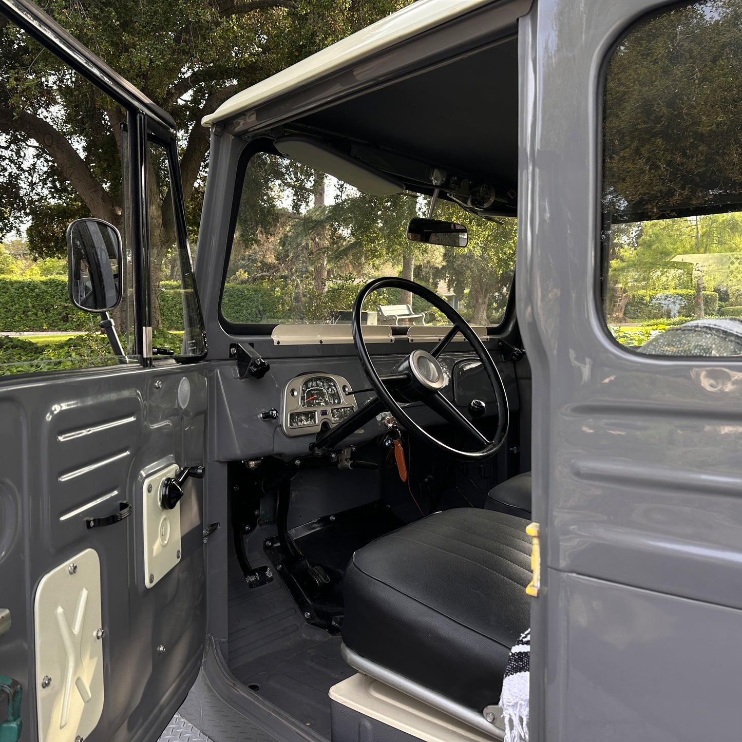 1970 Toyota FJ43 Land Cruiser