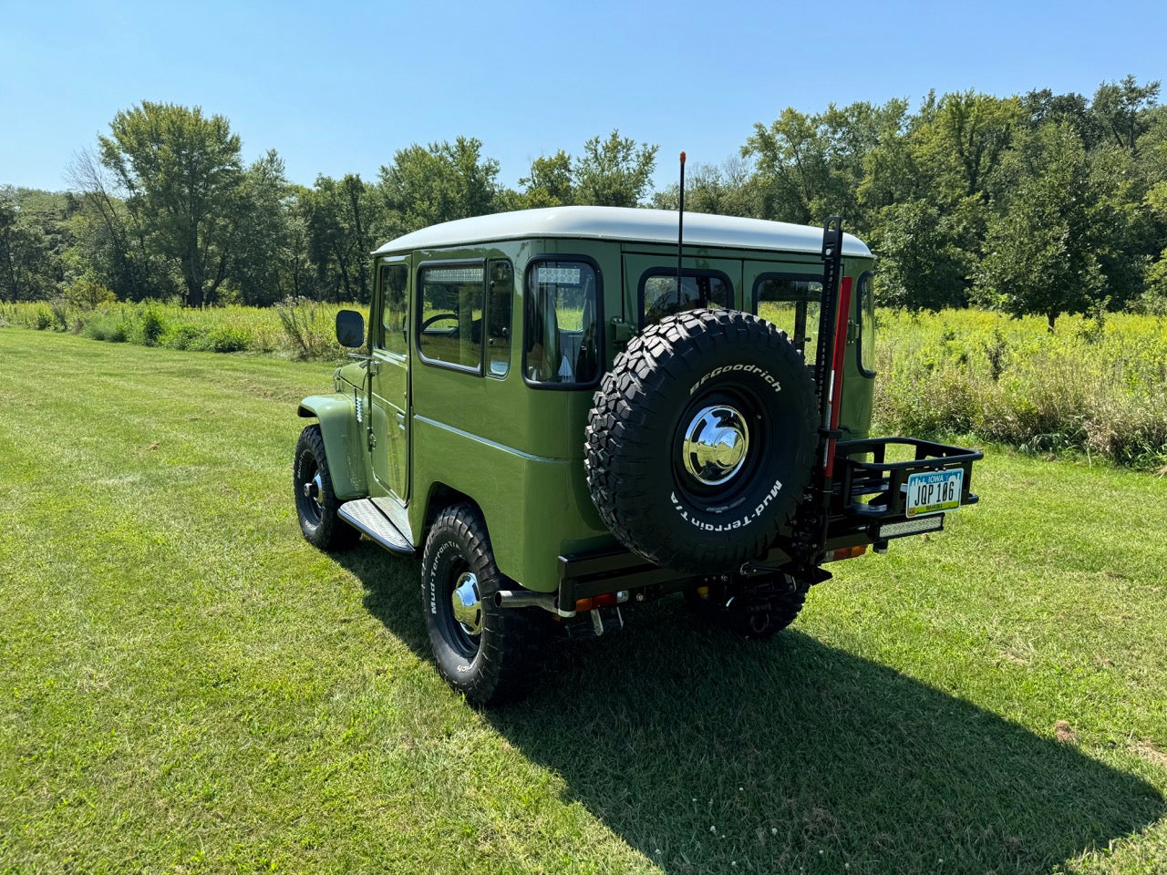 1977 Toyota FJ40 V8