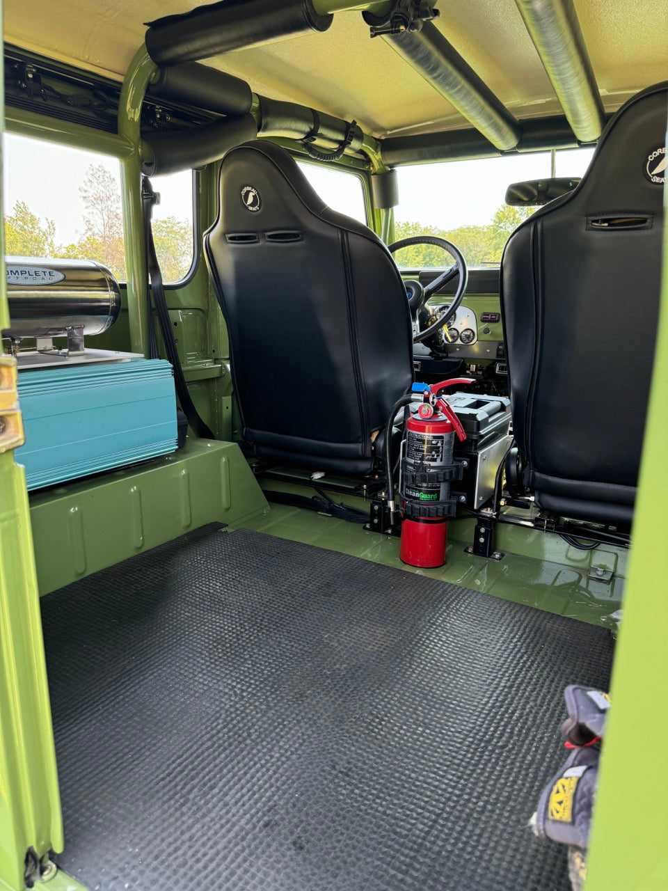 1977 Toyota FJ40 V8