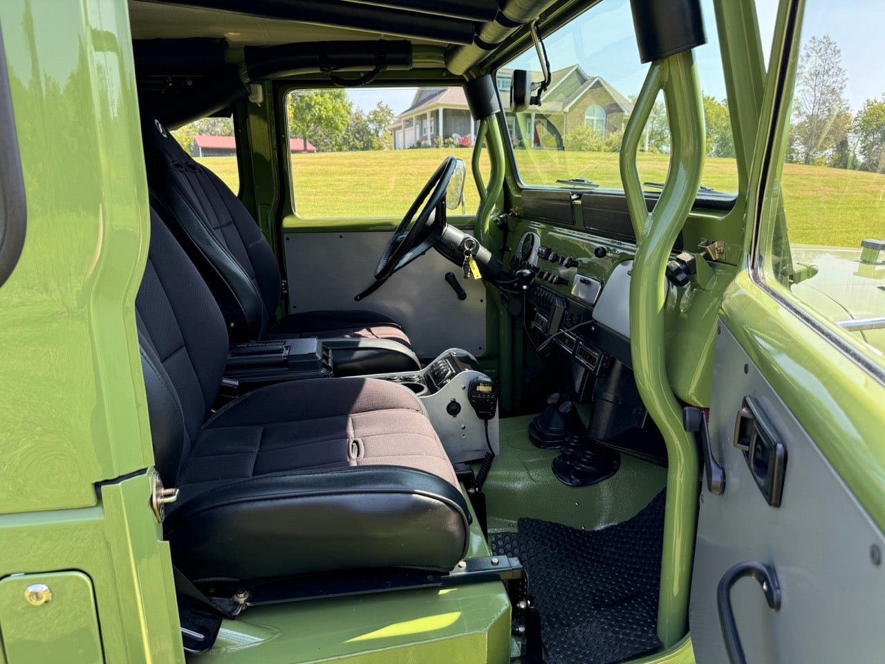 1977 Toyota FJ40 V8