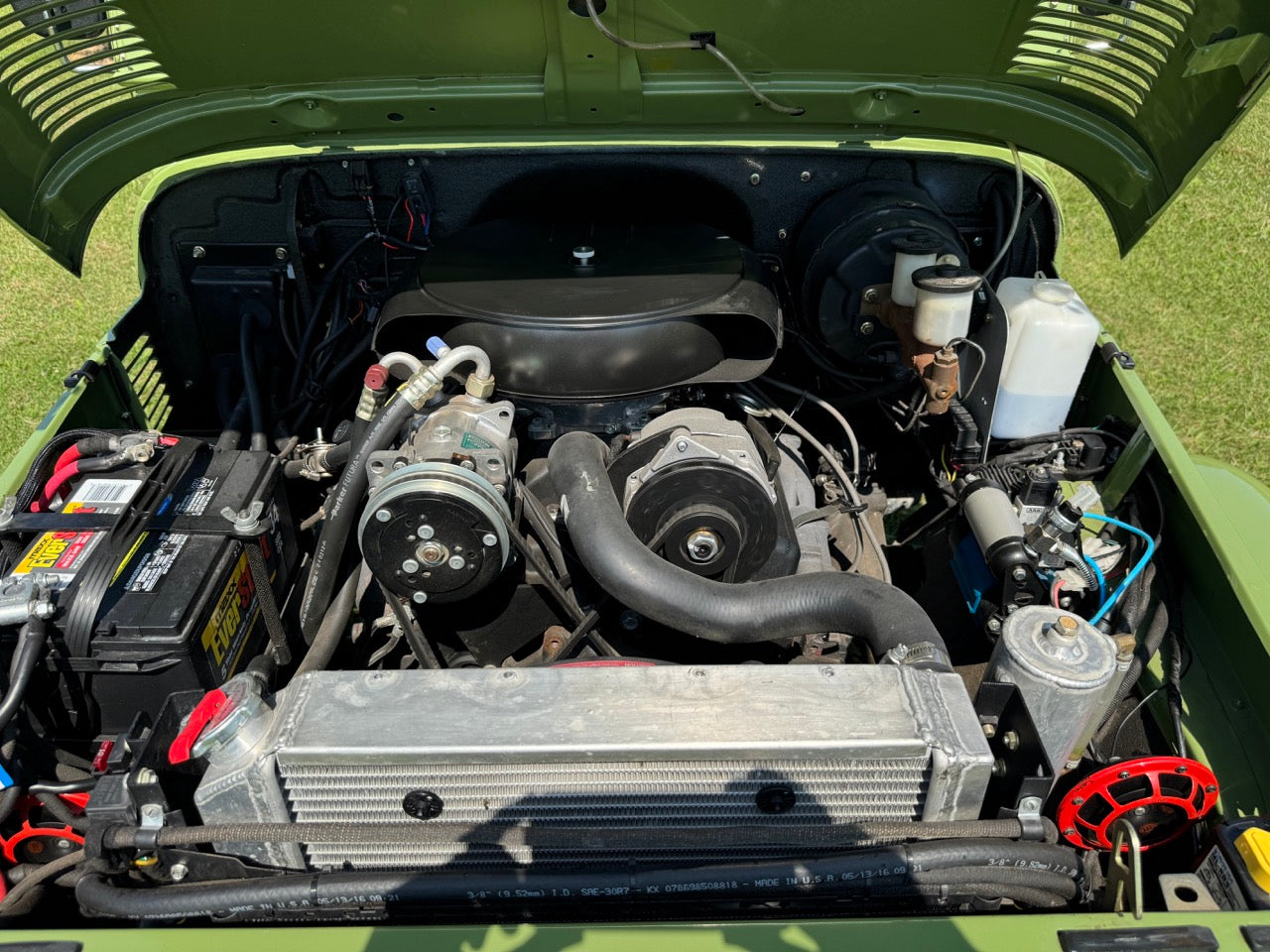 1977 Toyota FJ40 V8