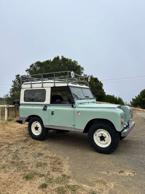 1973 Land Rover Series IIA 88 (Prior Restoration)