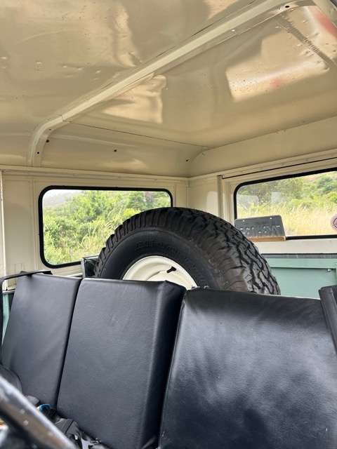 1973 Land Rover Series IIA 88 (Prior Restoration)