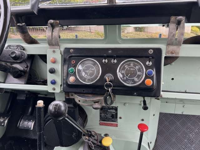 1973 Land Rover Series IIA 88 (Prior Restoration)
