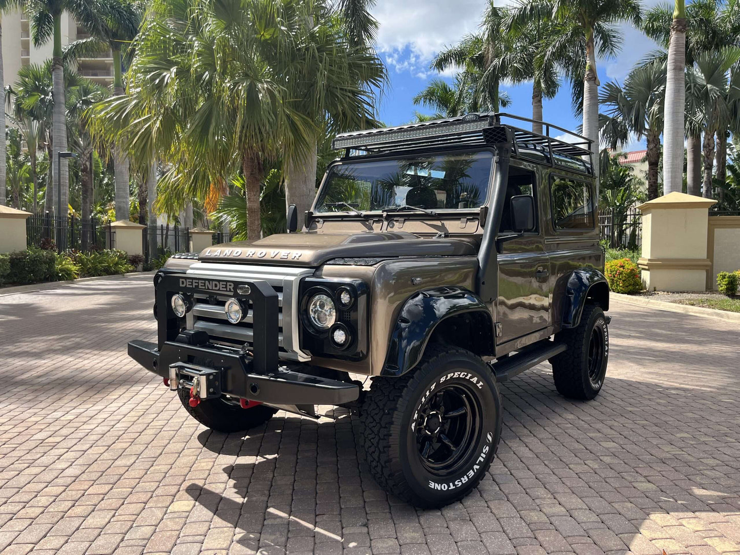 1989 Land Rover Defender 90 LHD
