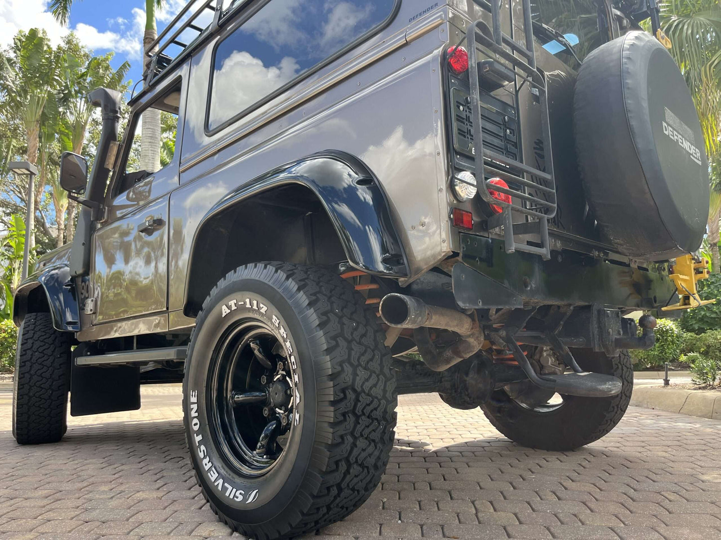 1989 Land Rover Defender 90 LHD